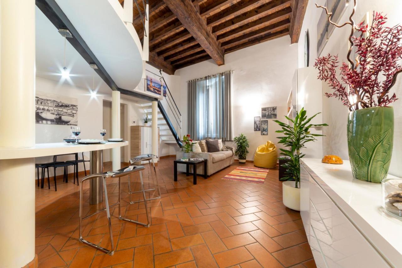 Guelfi Loft In A Historic Palace Florence Buitenkant foto